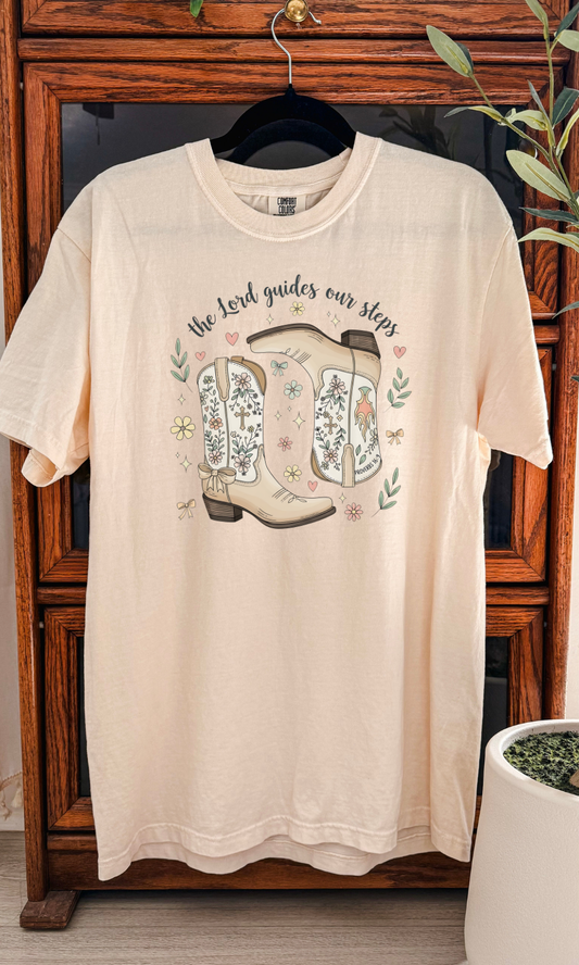The Lord Guides Our Steps Graphic Tee