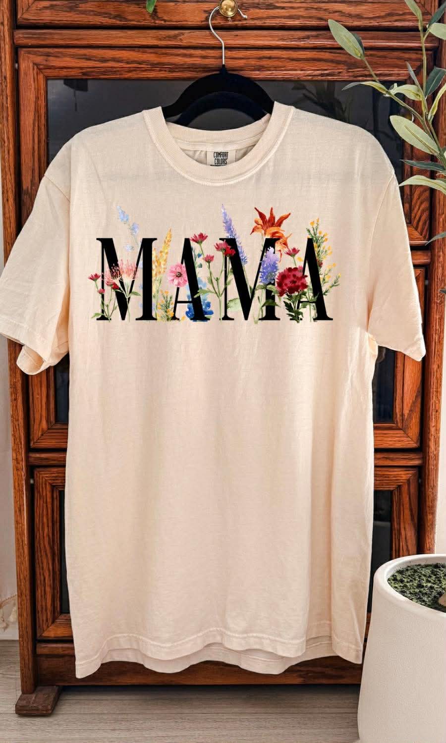 Mama (Floral Fill) Graphic Tee